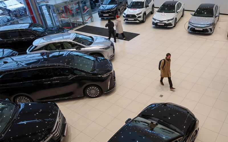 Когда россияне снова начнут покупать машины. Эксперты все рассказали Когда россияне снова начнут покупать автомобили? Эксперты всё расскажут