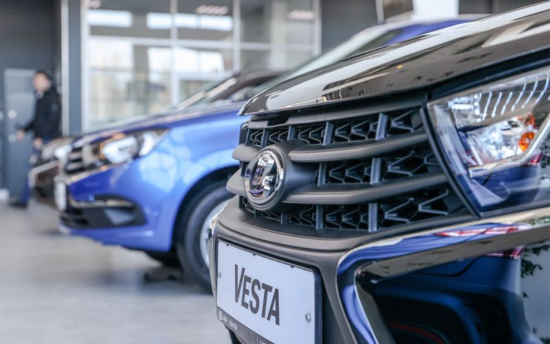 Когда россияне снова начнут покупать машины. Эксперты все рассказали Когда россияне снова начнут покупать автомобили? Эксперты всё расскажут